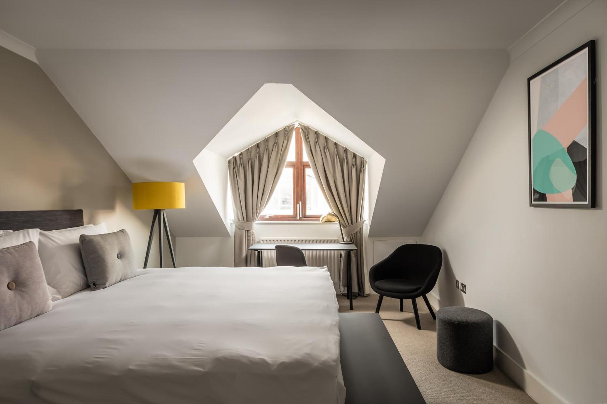 Monarch House - Serviced Apartments - Kensington ロンドン エクステリア 写真
