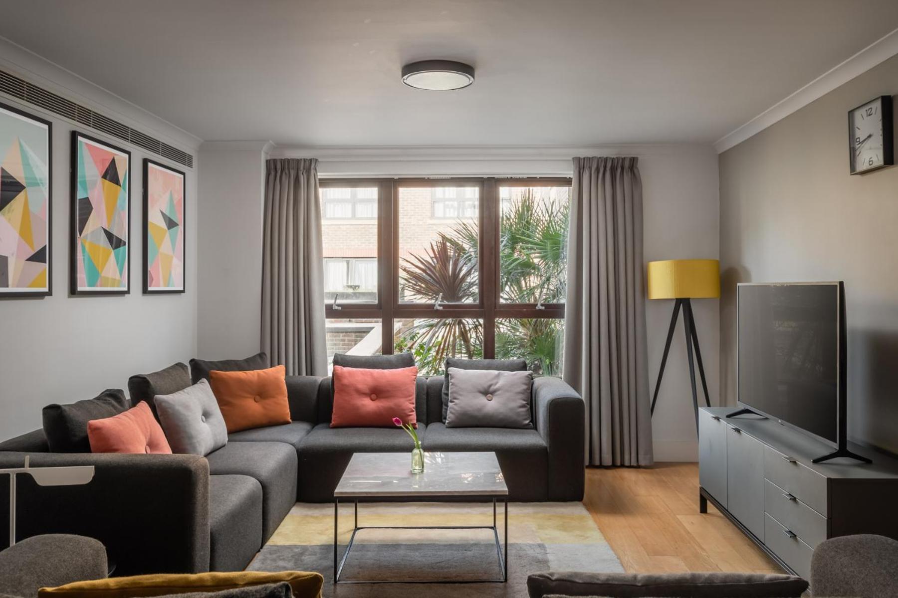 Monarch House - Serviced Apartments - Kensington ロンドン エクステリア 写真