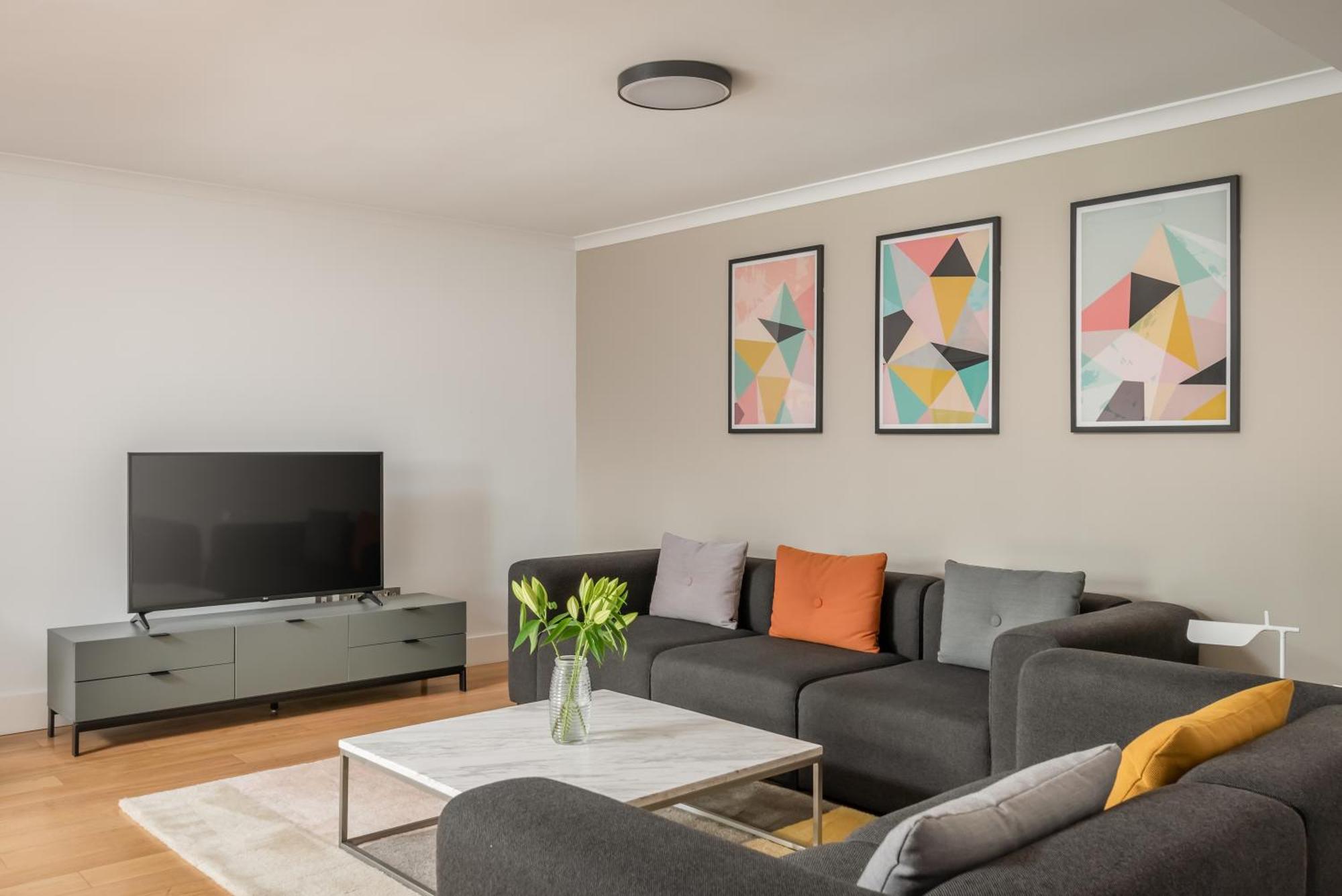 Monarch House - Serviced Apartments - Kensington ロンドン エクステリア 写真