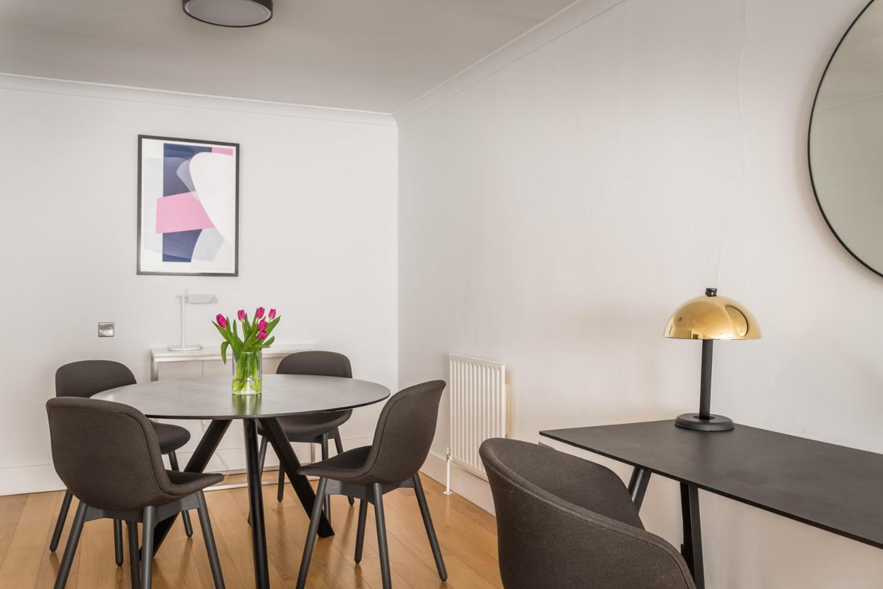 Monarch House - Serviced Apartments - Kensington ロンドン エクステリア 写真