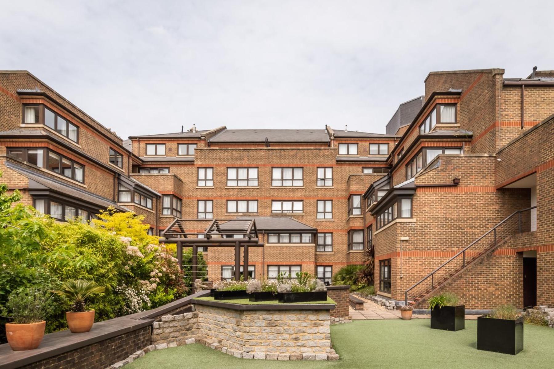 Monarch House - Serviced Apartments - Kensington ロンドン エクステリア 写真