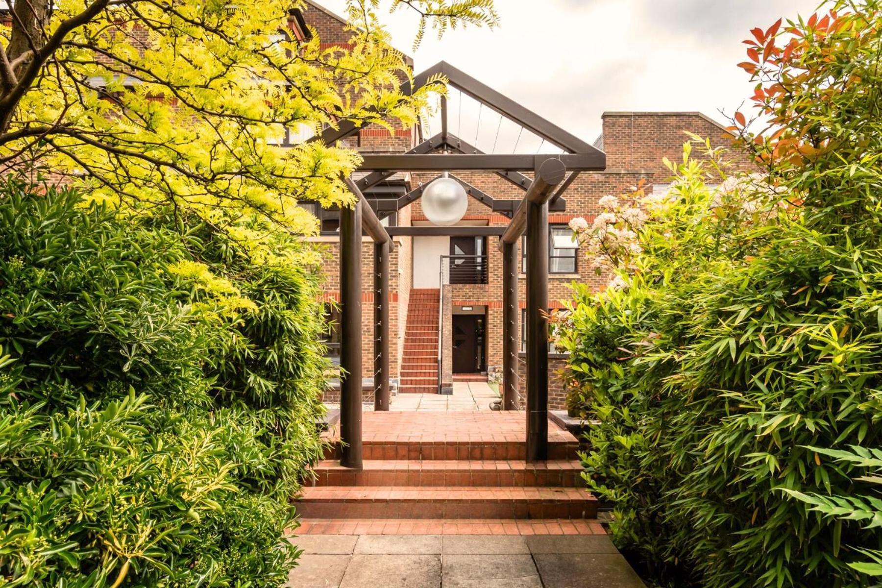 Monarch House - Serviced Apartments - Kensington ロンドン エクステリア 写真