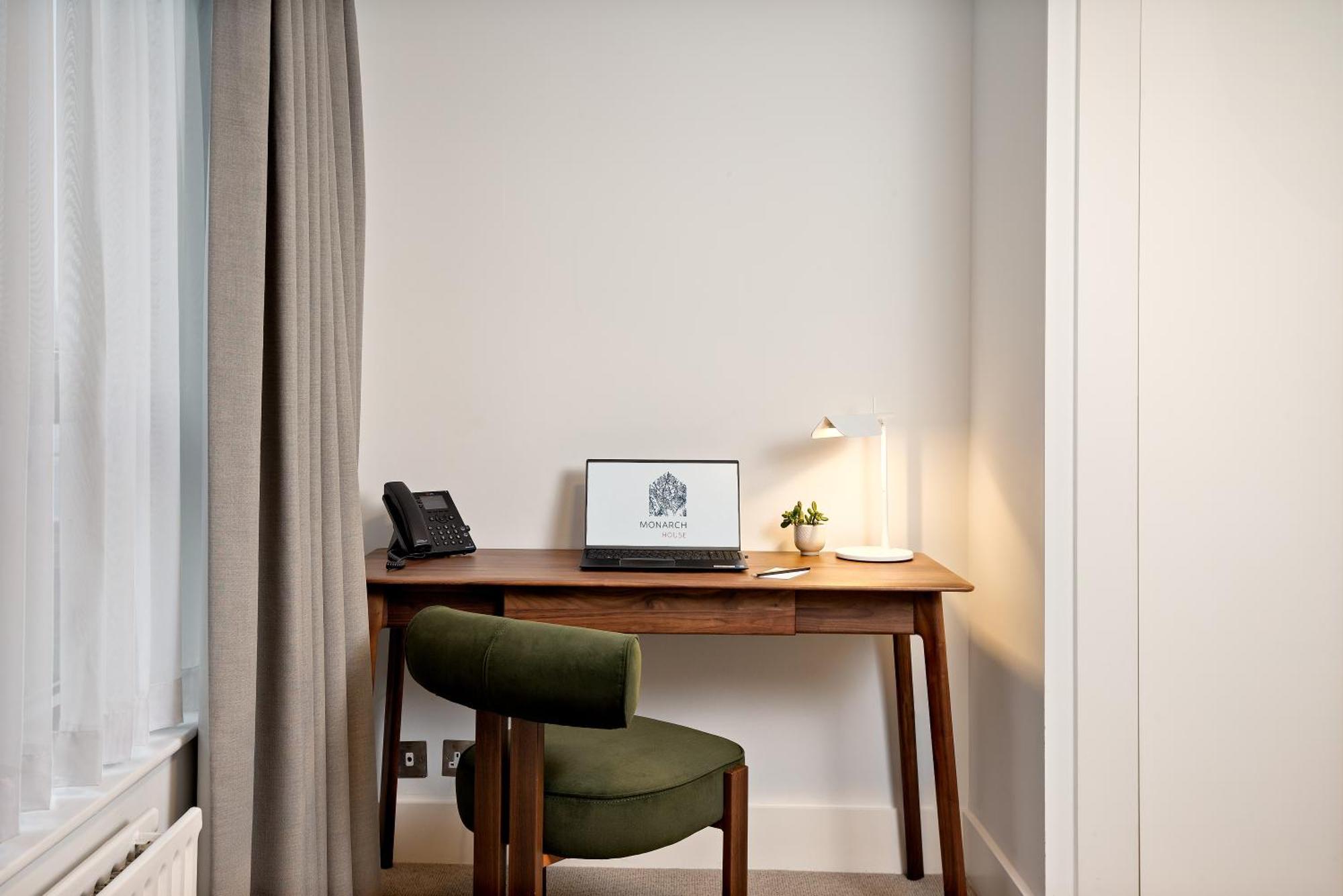 Monarch House - Serviced Apartments - Kensington ロンドン エクステリア 写真